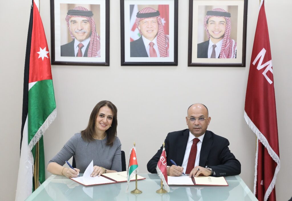مذكرة تفاهم بين “الشرق الأوسط” ومعهد السياسة والمجتمع تعزيزًا للوعي السياسي والحزبي لدى الطلبة