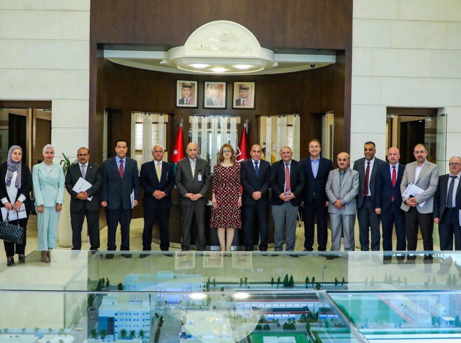 569333715_813328311663765_1731714477088671636_n