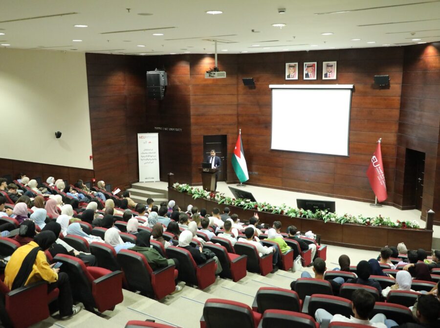 573576872_823489623980967_9201695409455615859_n