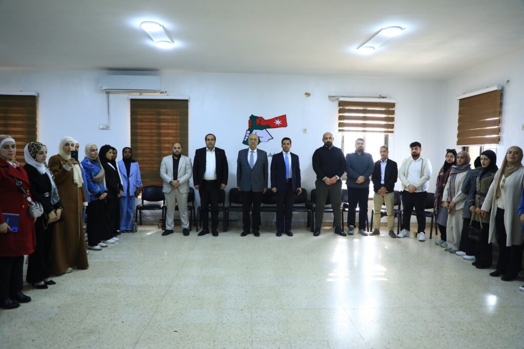 حوار وطني عميق بين ناصر الدين وشباب 